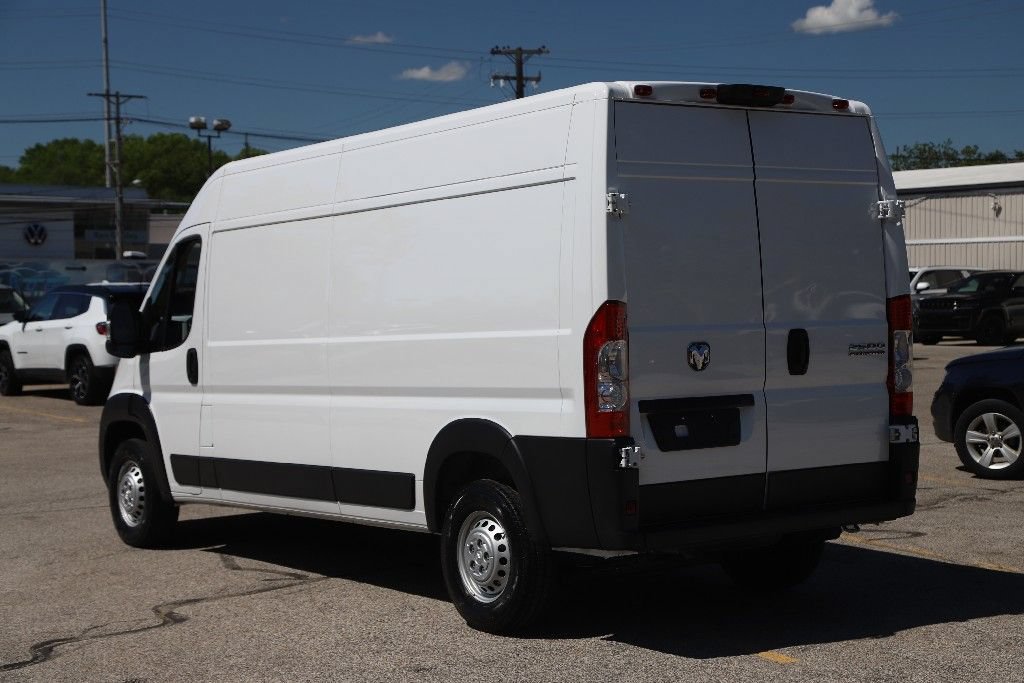 Used 2026 RAM ProMaster 2500 w/ Convenience Group FWD image 7