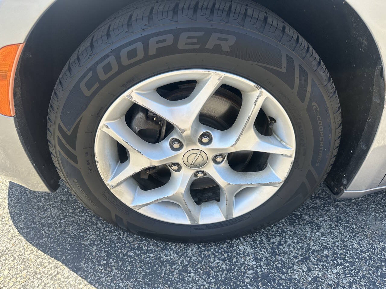 Used 2017 Chrysler Pacifica Touring-L w/ Tire & Wheel Group FWD image 26