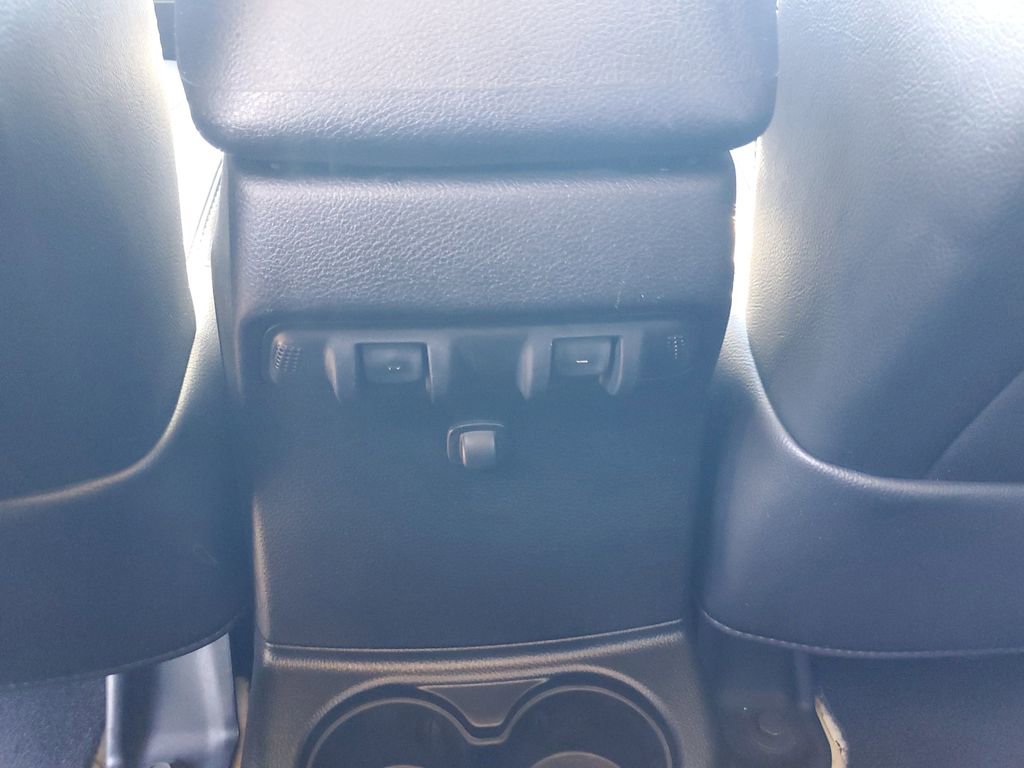 Used 2015 Jeep Wrangler Unlimited Sahara w/ Trailer Tow Group image 18