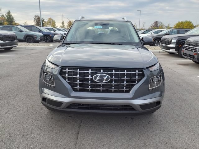 Certified 2026 Hyundai Venue SEL FWD image 4