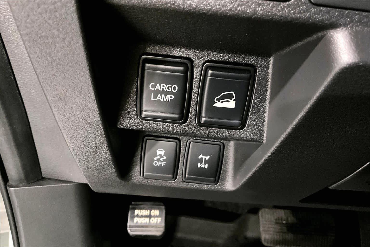 Used 2024 Nissan Frontier PRO-4X w/ Pro Premium Package AWD/4WD image 33