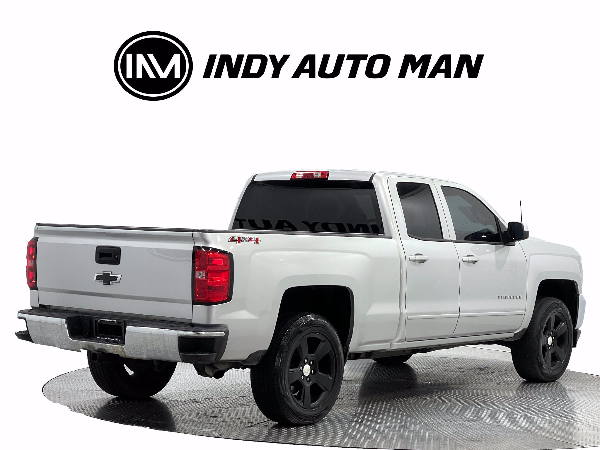 Used 2018 Chevrolet Silverado 1500 LT w/ Trailering Package AWD/4WD image 4