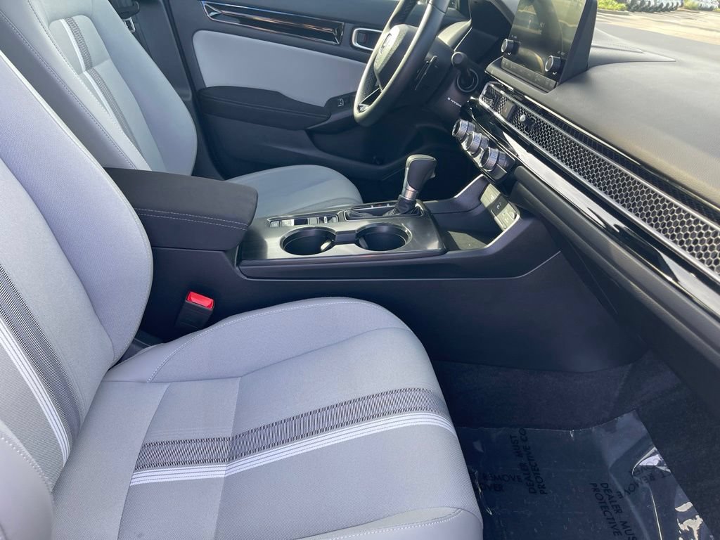 Used 2025 Honda Civic Sport image 41