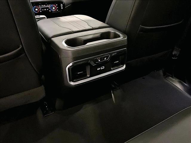 Used 2023 Chevrolet Silverado 1500 High Country w/ Technology Package RWD image 25