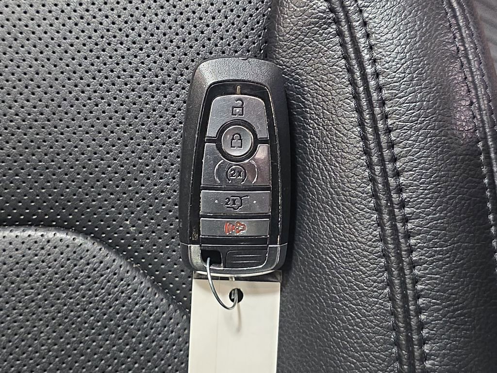 Used 2021 Ford Expedition Limited image 37