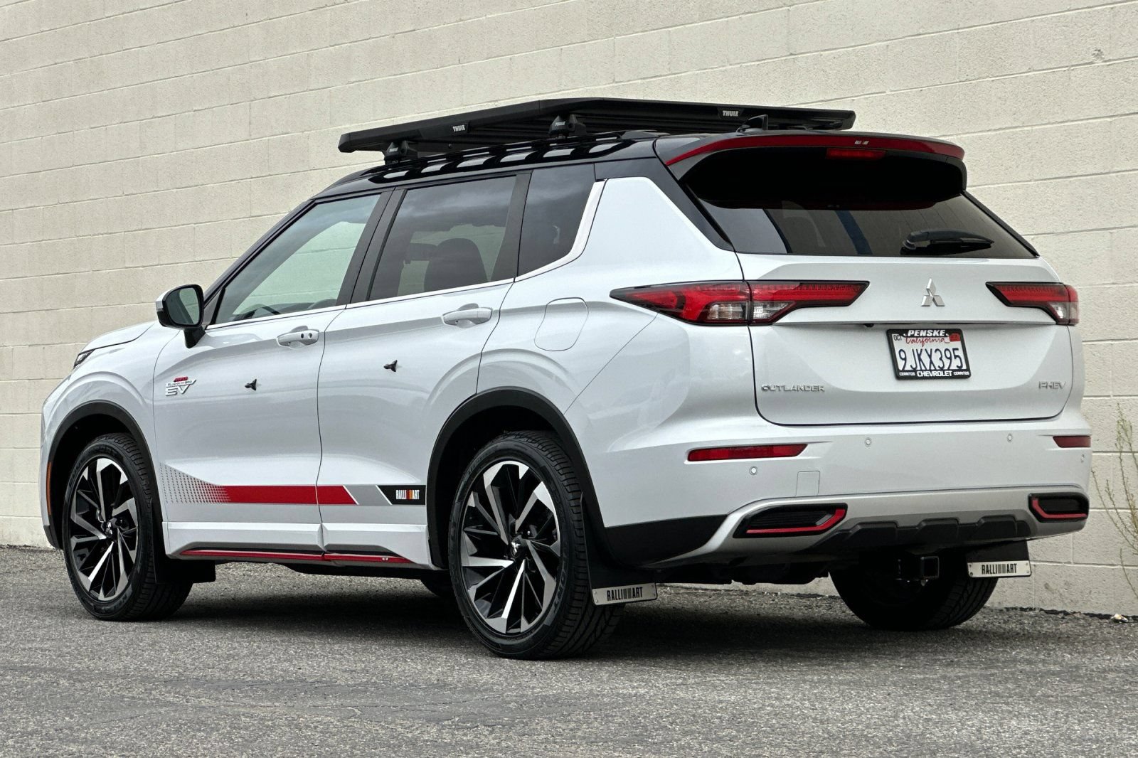 Used 2023 Mitsubishi Outlander Ralliart AWD/4WD image 6