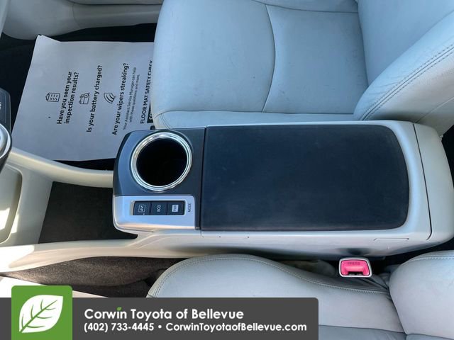 Used 2013 Toyota Prius V image 18