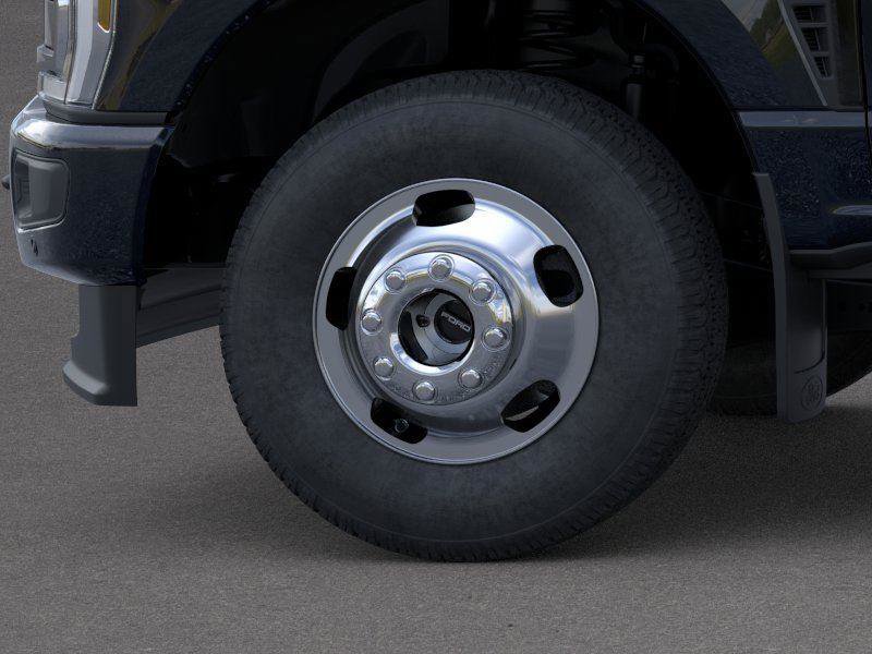 New 2026 Ford F350 Platinum AWD/4WD image 19