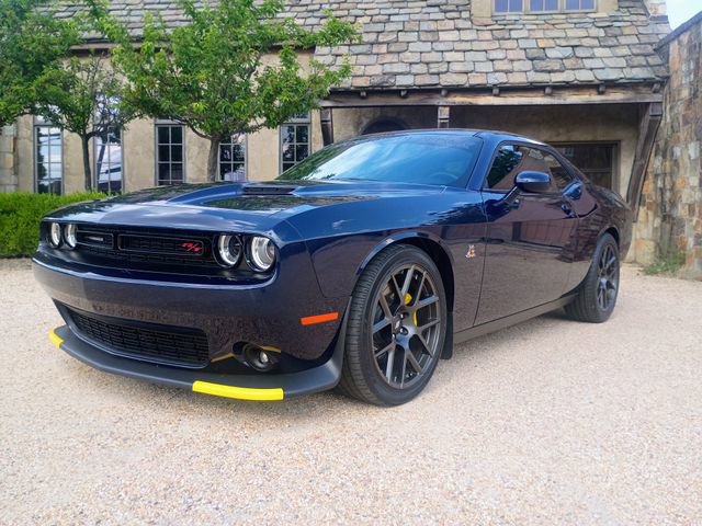 Used 2017 Dodge Challenger R/T Scat Pack w/ Leather Interior Group RWD image 68