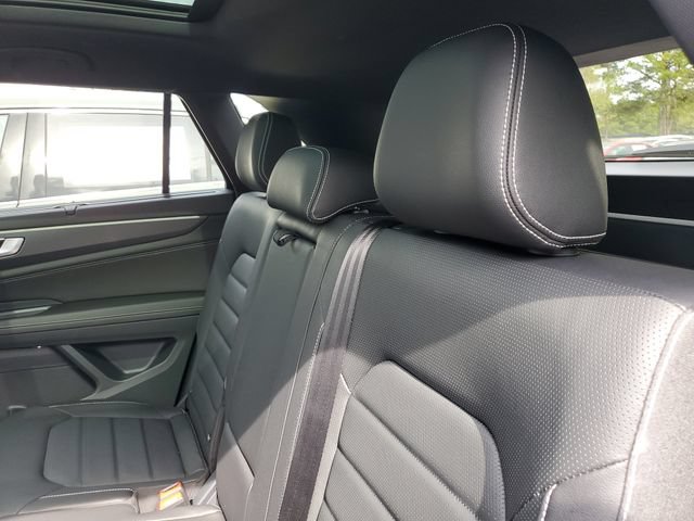 New 2026 Volkswagen Atlas Cross Sport SEL R-Line AWD/4WD image 9