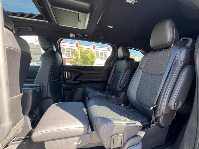 New 2026 Toyota Sienna Limited AWD/4WD image 15