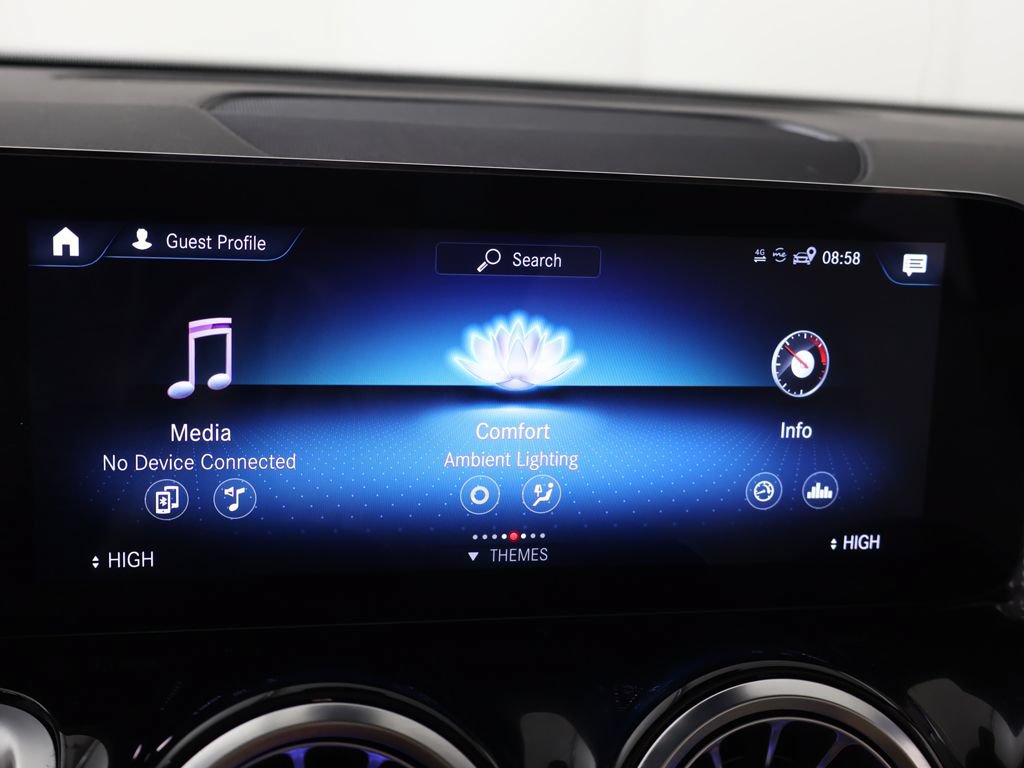 Used 2022 Mercedes-Benz GLB 250 4MATIC image 48