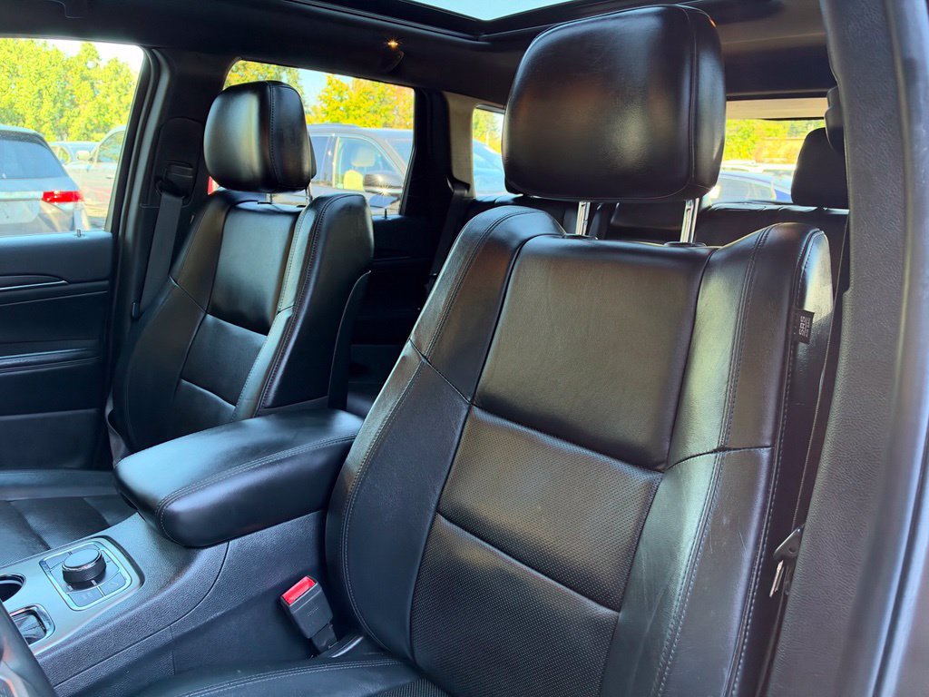 Used 2019 Jeep Grand Cherokee Limited w/ Luxury Group II AWD/4WD image 11