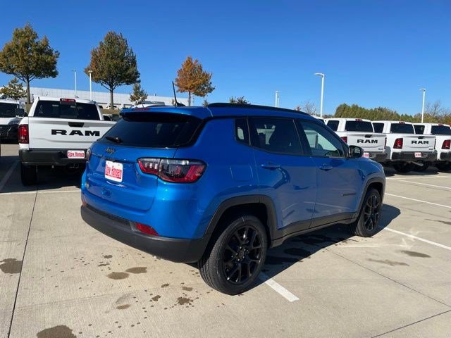 New 2026 Jeep Compass Latitude w/ Quick Order Package 29K AWD/4WD image 5