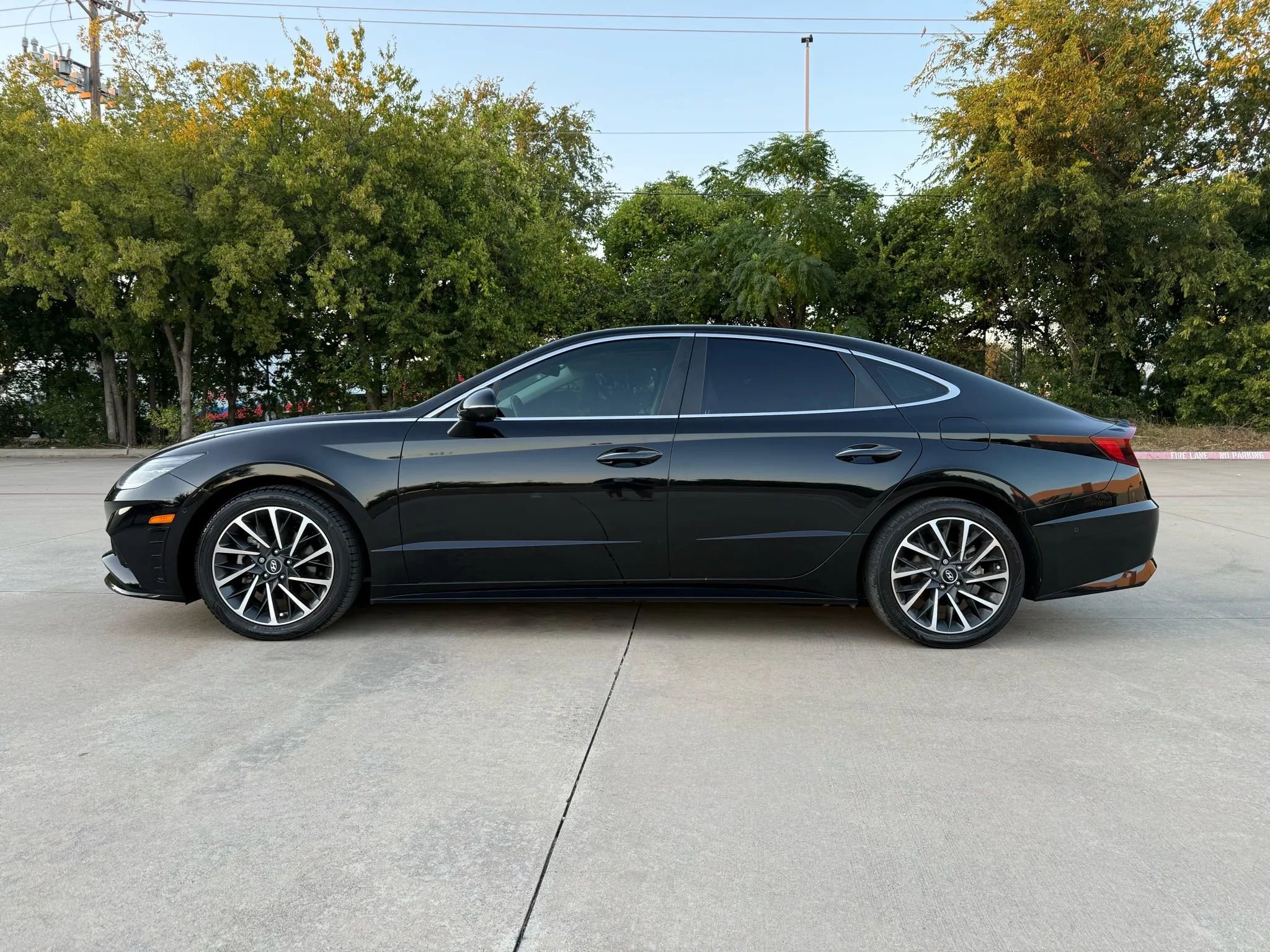 Used 2020 Hyundai Sonata Limited image 3