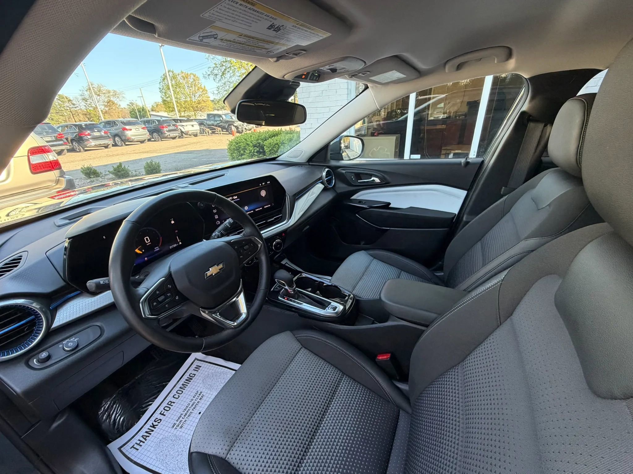 Used 2025 Chevrolet Trax LT w/ Driver Confidence Package image 18