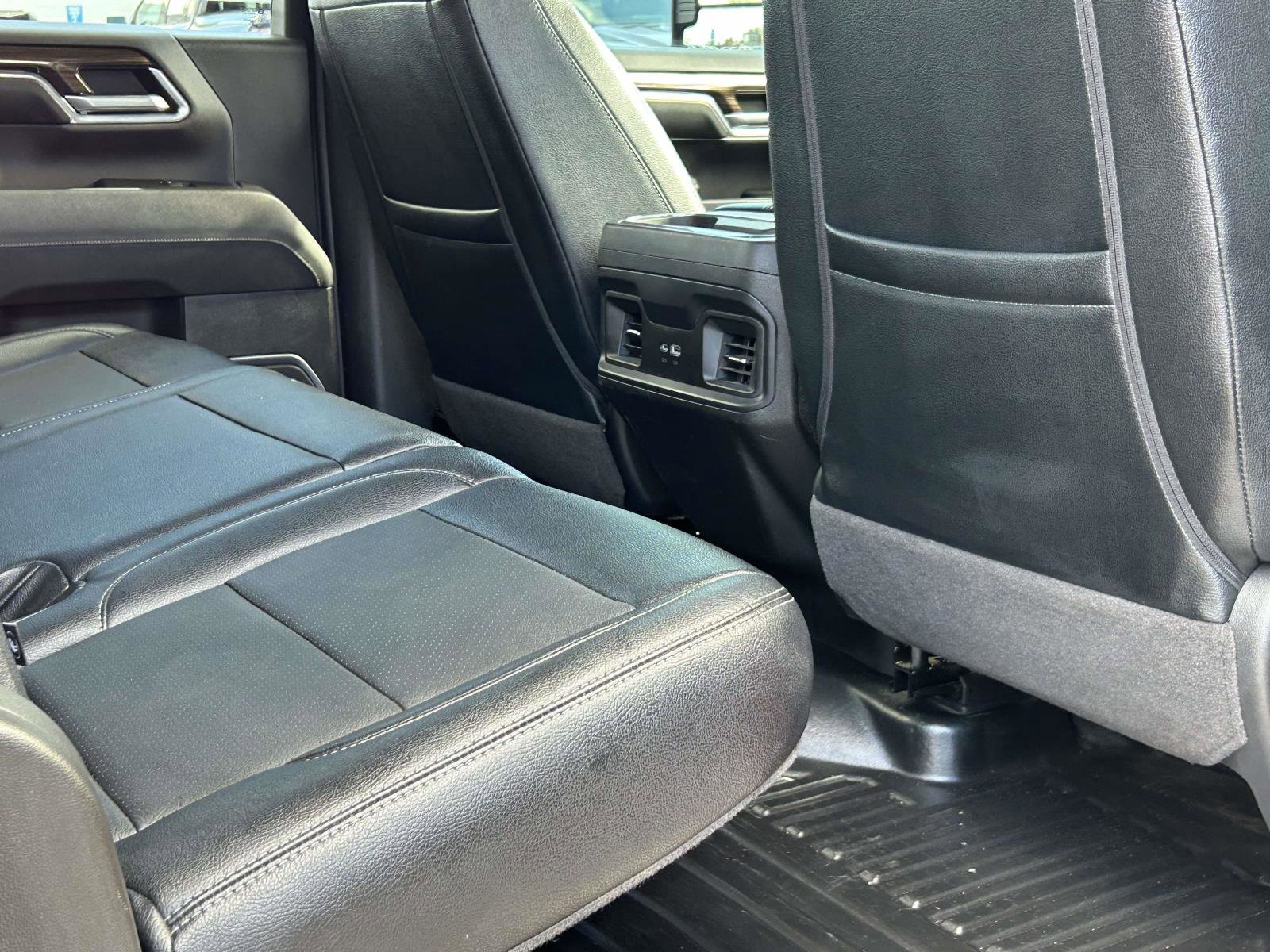 Used 2024 Chevrolet Silverado 3500 LT w/ Convenience Package image 17