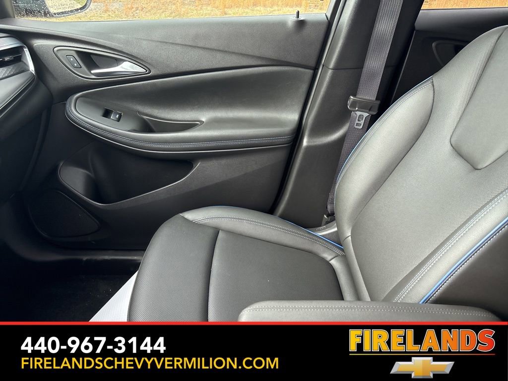 Used 2025 Buick Encore GX Sport Touring FWD image 15