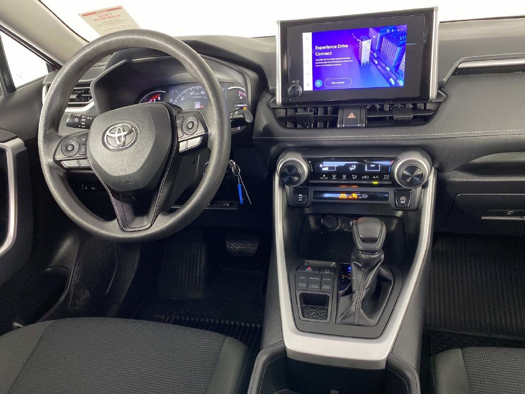 Used 2024 Toyota RAV4 LE AWD/4WD image 13