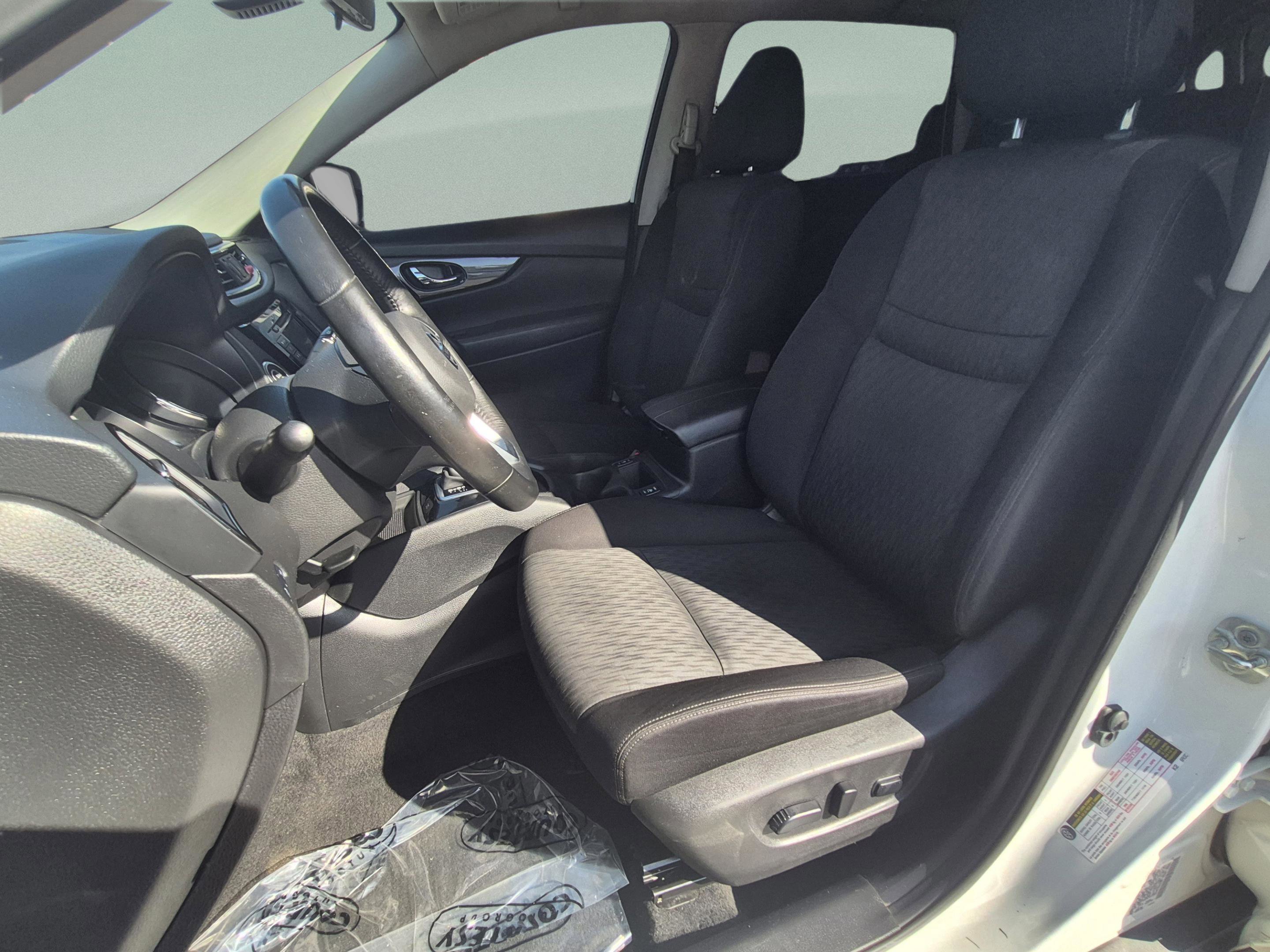 Used 2020 Nissan Rogue SV AWD/4WD image 20