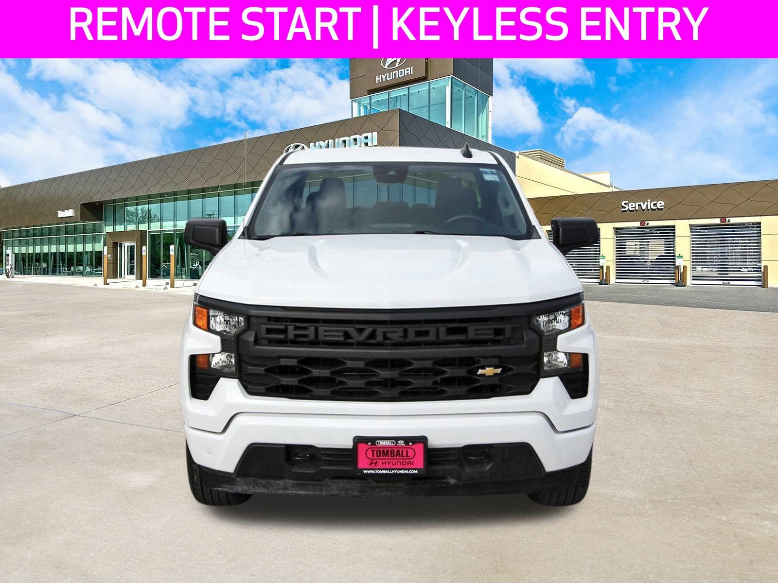 Used 2024 Chevrolet Silverado 1500 Custom image 2