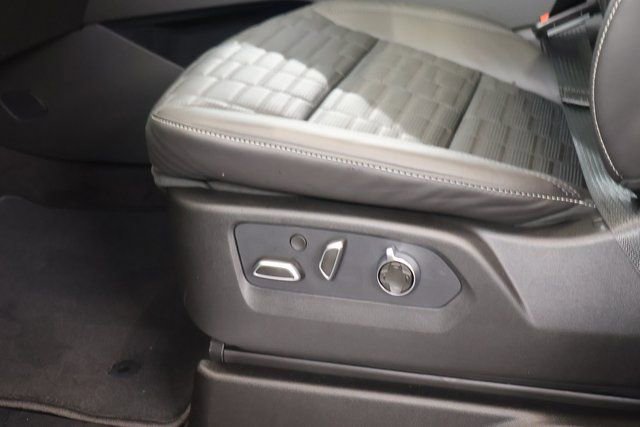 New 2026 Cadillac Escalade ESV Platinum Luxury image 13