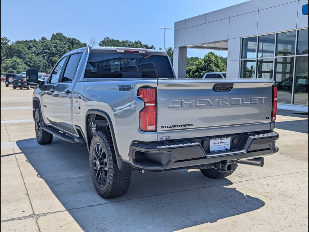 New 2026 Chevrolet Silverado 2500 LT w/ Trail Boss Package AWD/4WD image 8