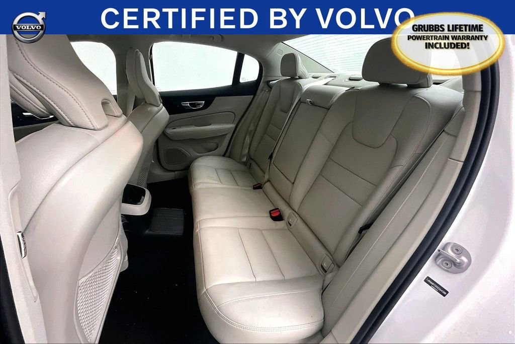 Used 2025 Volvo S60 T8 Plus image 34
