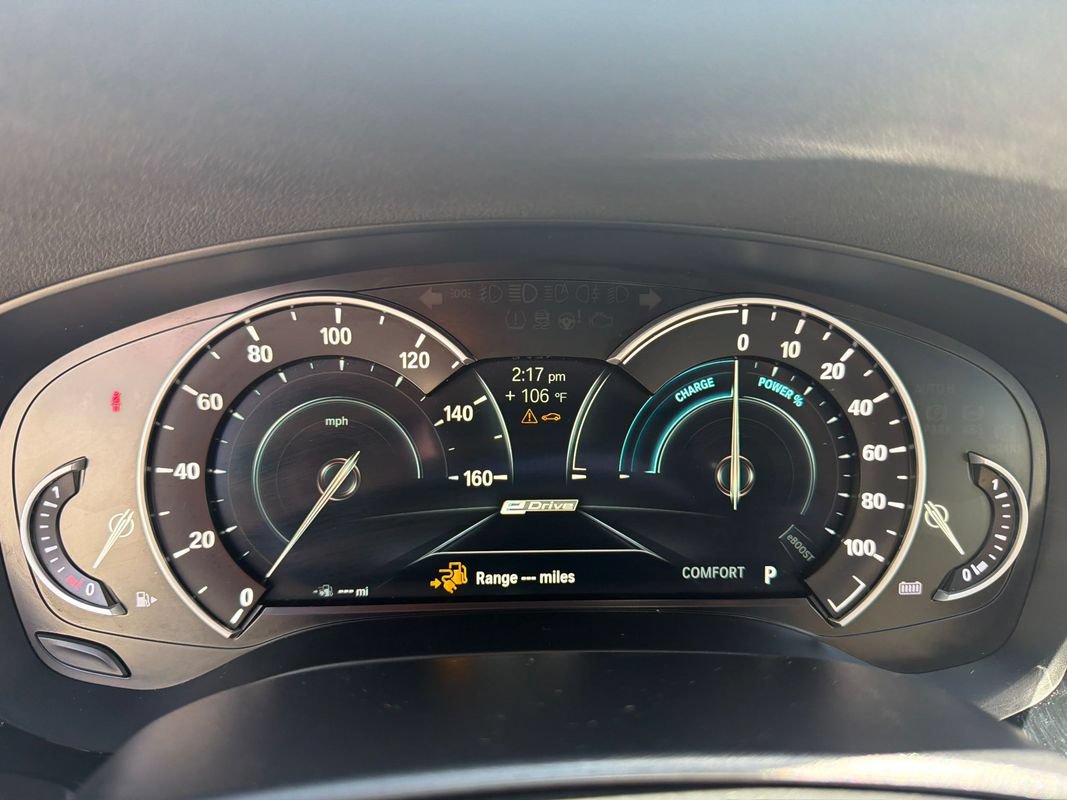 Used 2018 BMW 530e xDrive AWD/4WD image 14