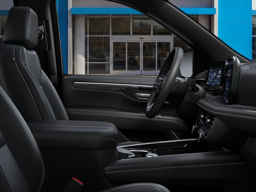 New 2026 Chevrolet Suburban Z71 w/ Comfort Package AWD/4WD image 9