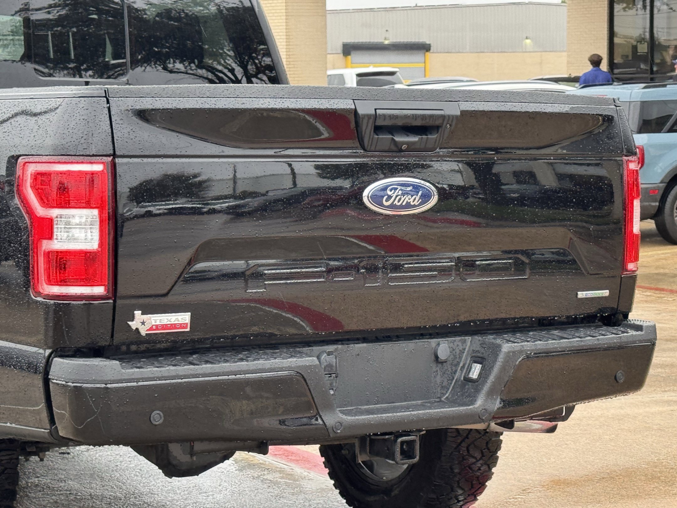 Used 2019 Ford F150 XLT w/ Equipment Group 302A Luxury AWD/4WD image 9