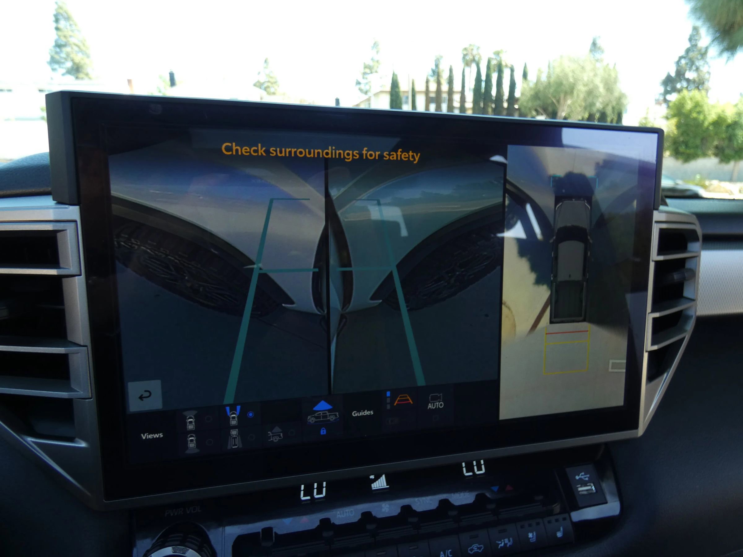 Used 2025 Toyota Tundra Limited image 70