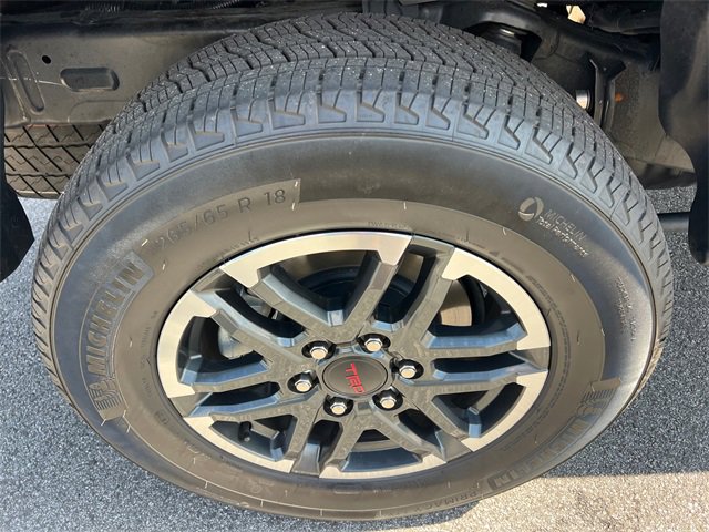 Used 2025 Toyota Tacoma TRD Sport image 17