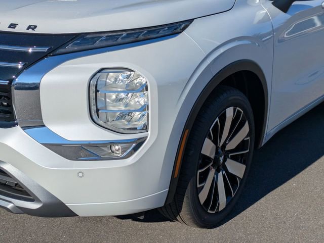New 2026 Mitsubishi Outlander SEL image 10