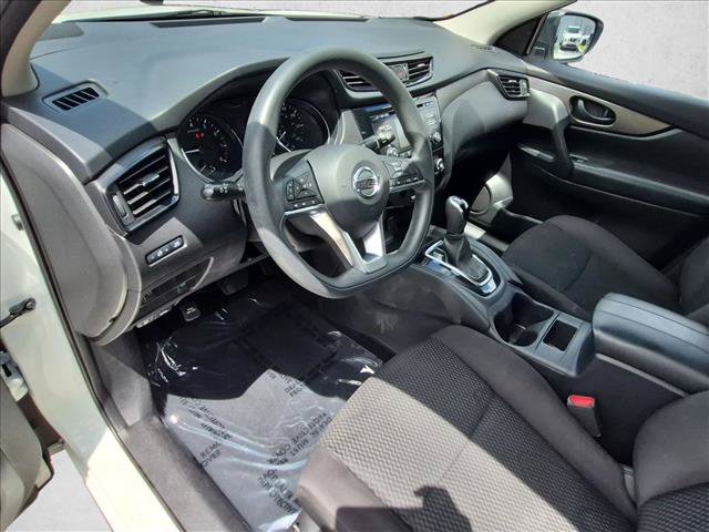 Used 2018 Nissan Rogue Sport S w/ S Appearance Package FWD image 10