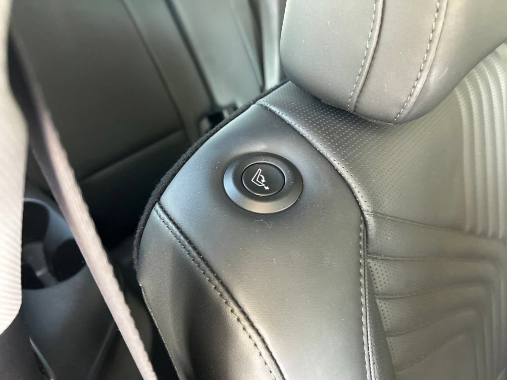 Used 2026 Hyundai Palisade SEL FWD image 32