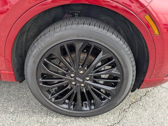 Used 2025 Lincoln Corsair FWD w/ Equipment Group 101A image 11