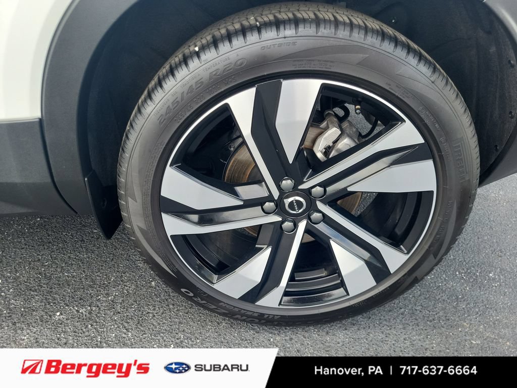 Used 2024 Volvo XC40 B5 Ultimate w/ Protection Package Premier AWD/4WD image 19