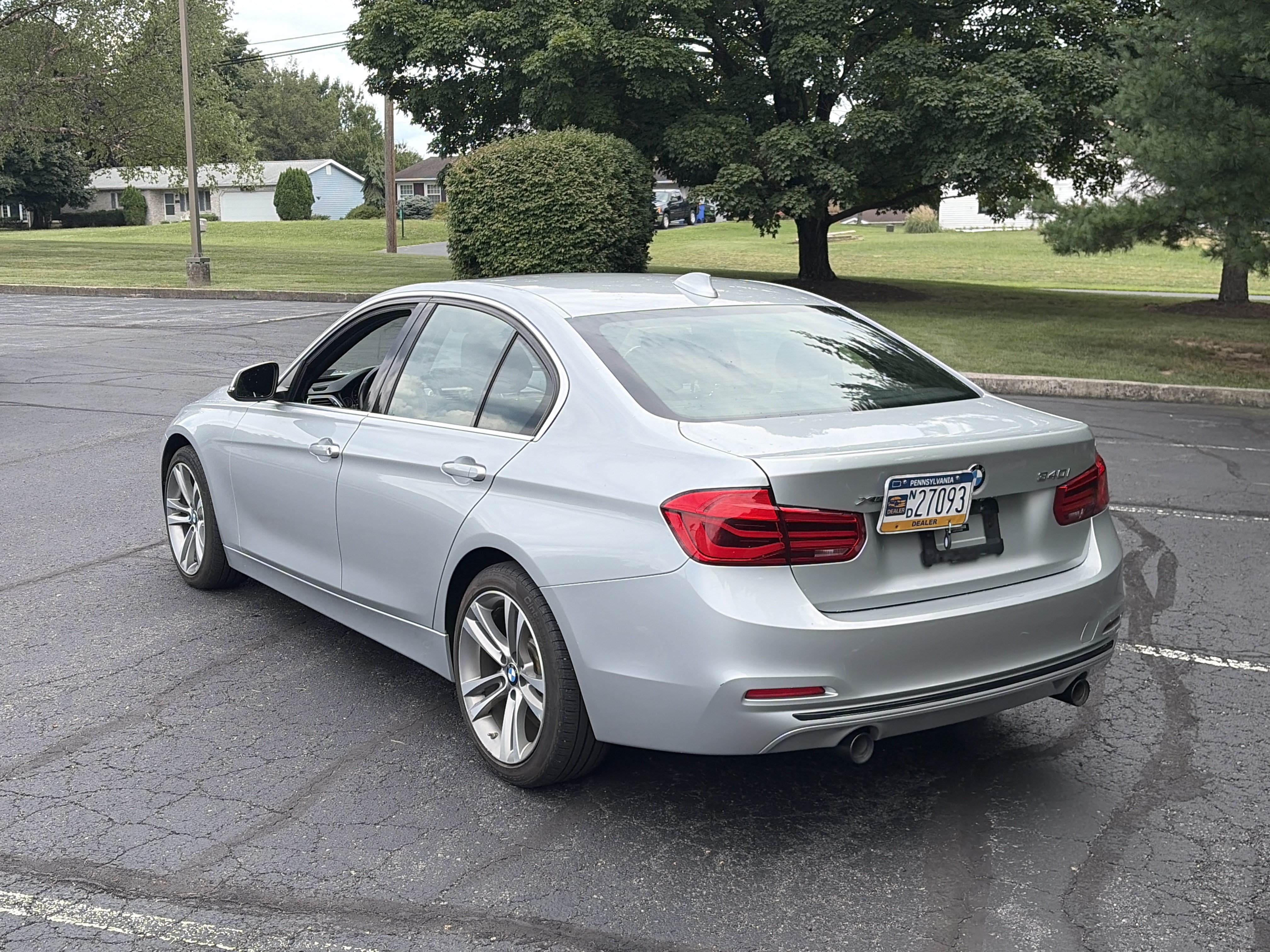 Used 2018 BMW 340i xDrive Sedan AWD/4WD image 7