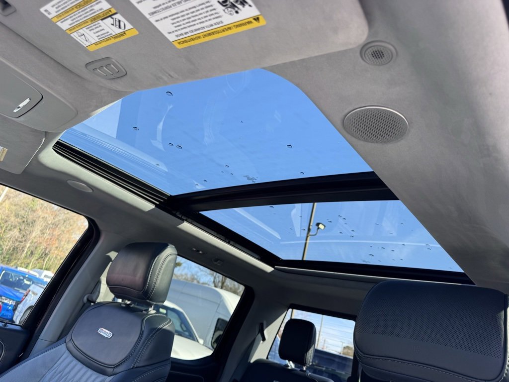 Used 2023 Ford F150 Limited image 12