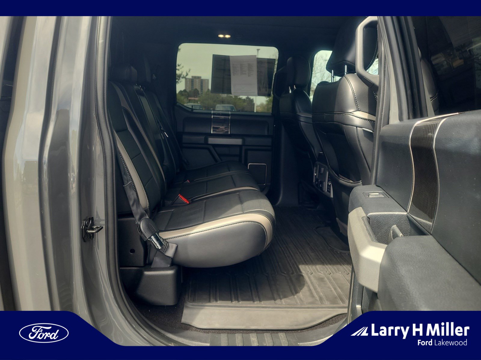 Used 2018 Ford F150 Raptor w/ Equipment Group 802A Luxury image 18