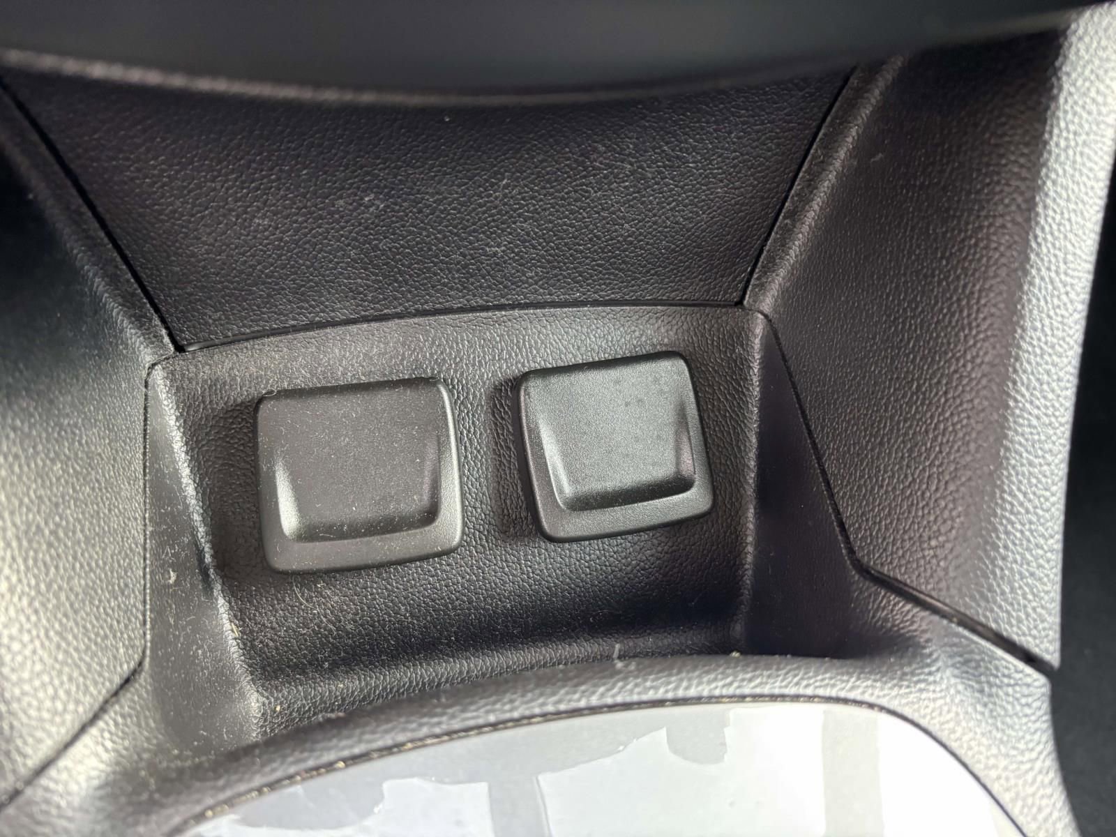 Used 2017 Chevrolet Cruze LT w/ Convenience Package image 24