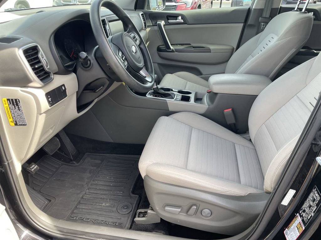 Used 2019 Kia Sportage LX w/ LX Popular Package AWD/4WD image 8