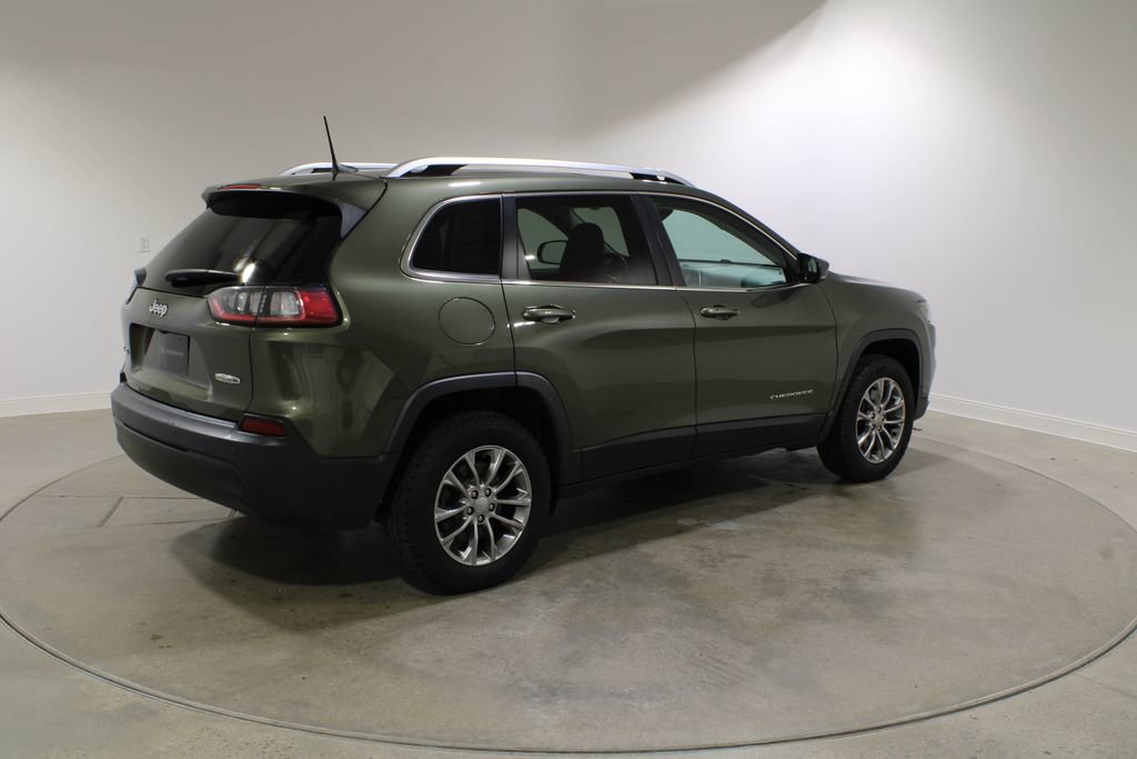 Used 2020 Jeep Cherokee Latitude Plus w/ Comfort/Convenience Group image 6