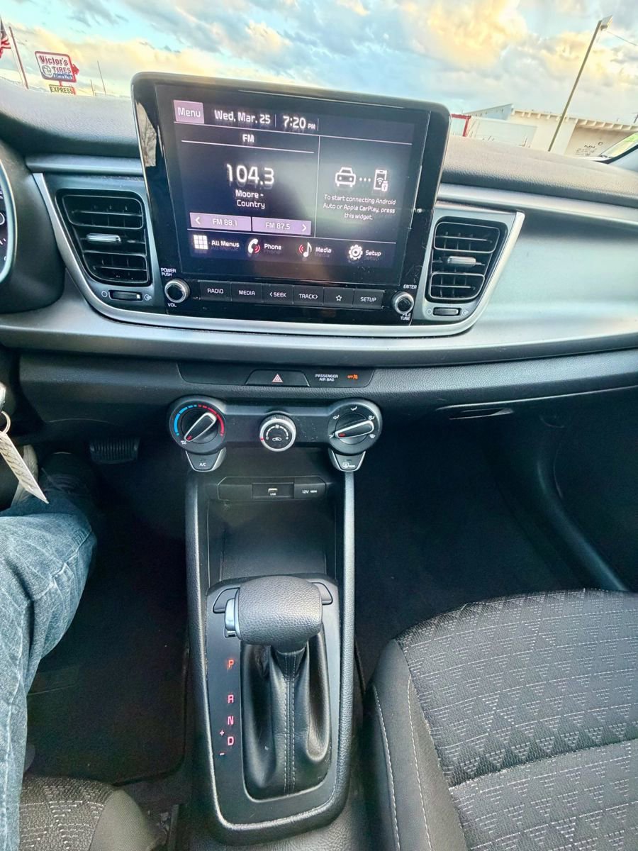 Used 2022 Kia Rio S image 27