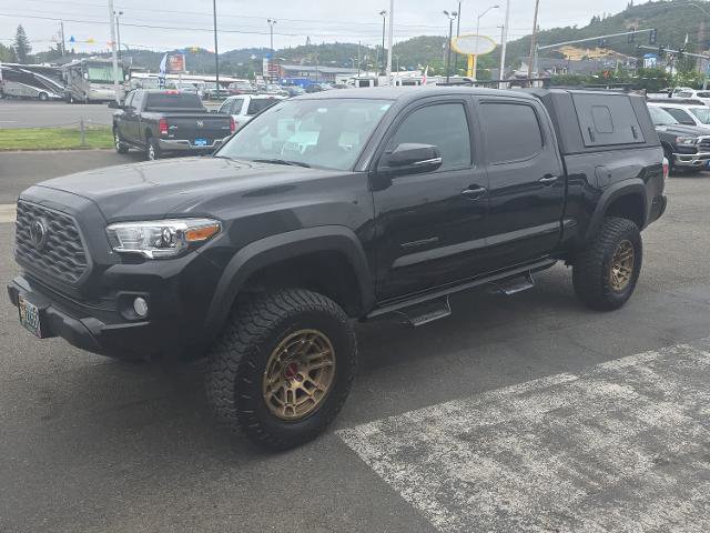 Used 2021 Toyota Tacoma TRD Off-Road image 1
