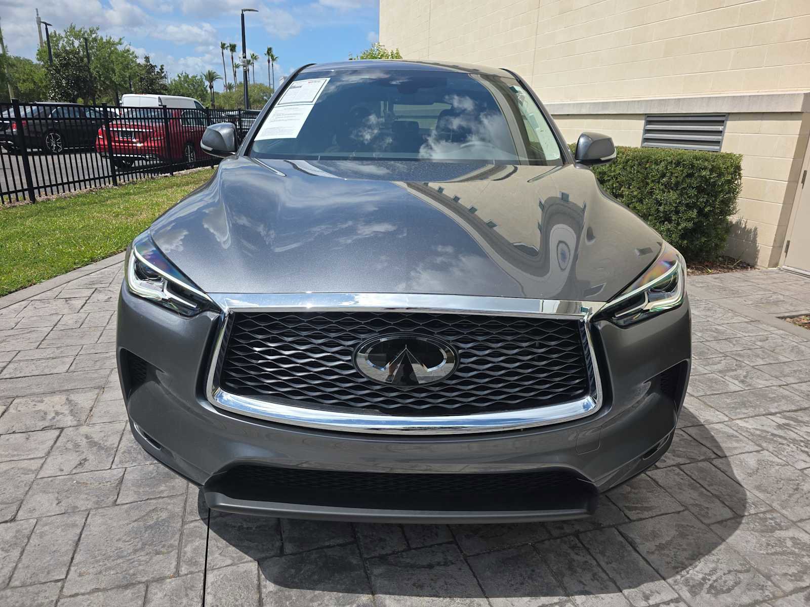 Certified 2025 INFINITI QX50 Pure AWD/4WD image 2