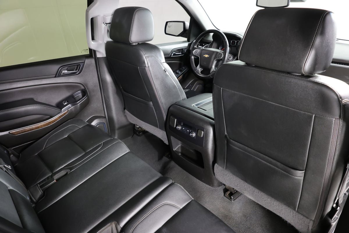 Used 2019 Chevrolet Suburban LT AWD/4WD image 40