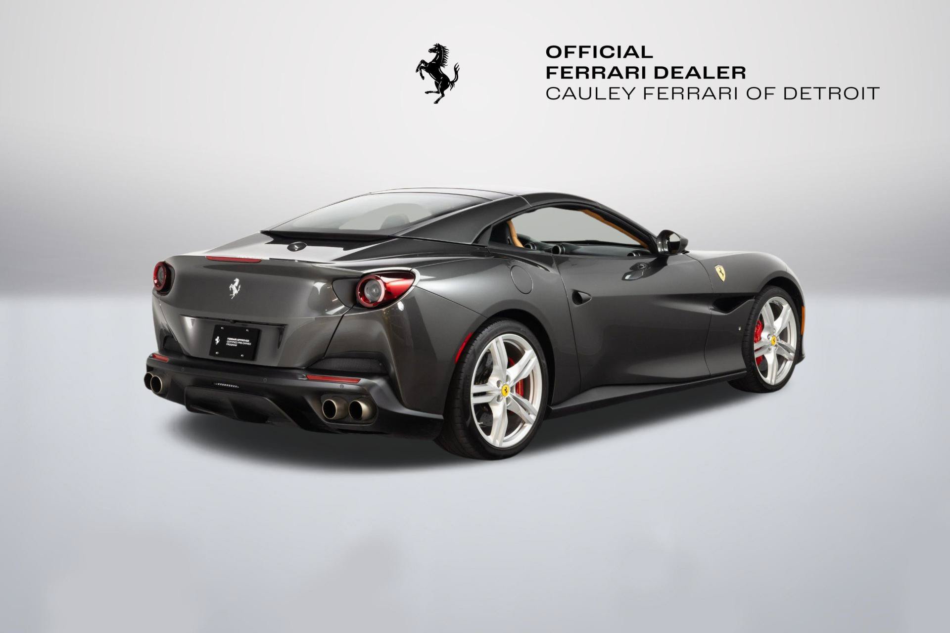 Used 2019 Ferrari Portofino RWD image 16