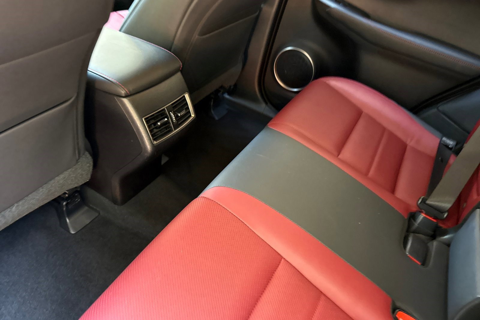 Used 2015 Lexus NX 200t F Sport w/ Navigation System Package FWD image 25